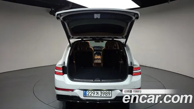 Genesis GV80 — Фото автомобиля 26
