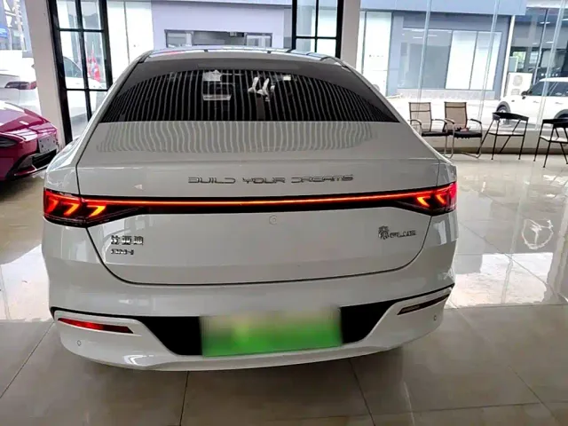 BYD Qin PLUS — Фото автомобиля 5