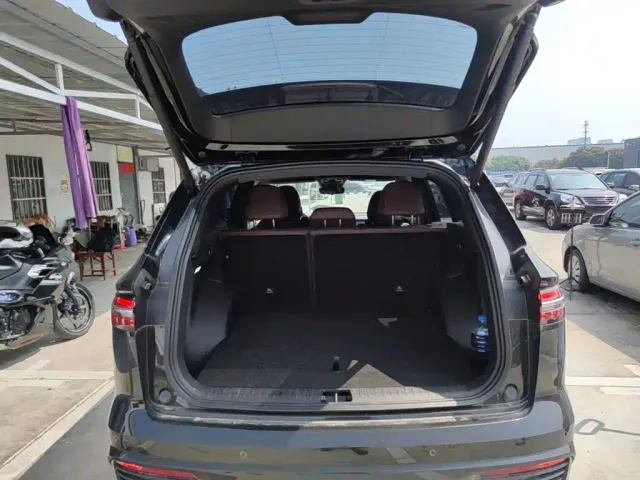 Geely Xingyue L — Фото автомобиля 18
