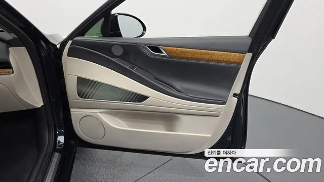 Genesis G80 RG3 — Фото автомобиля 12