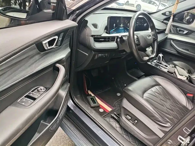 Chery Tiggo 8 PLUS Kunpeng e+ — Фото автомобиля 15