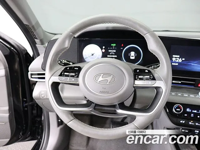 Hyundai AVANTE Новый Avante (CN7) — Фото автомобиля 4