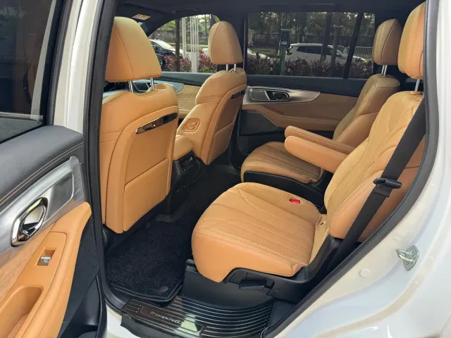 GAC Trumpchi ES9 — Фото автомобиля 9