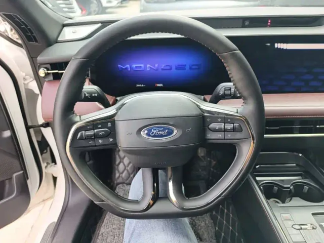 Ford Mondeo — Фото автомобиля 10