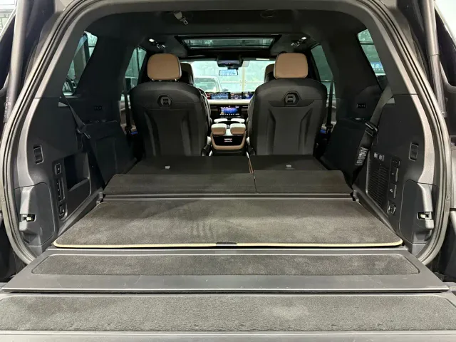 Lincoln Navigator — Фото автомобиля 26