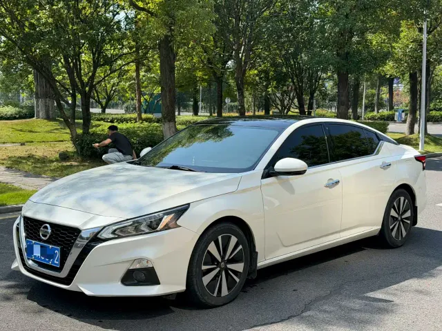 Фотография автомобиля — Nissan Teana