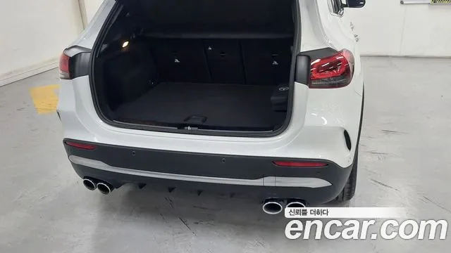 Mercedes-Benz GLA-Class — Фото автомобиля 11