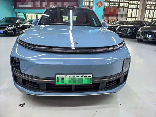 Li Auto L9 — Фото автомобиля 2