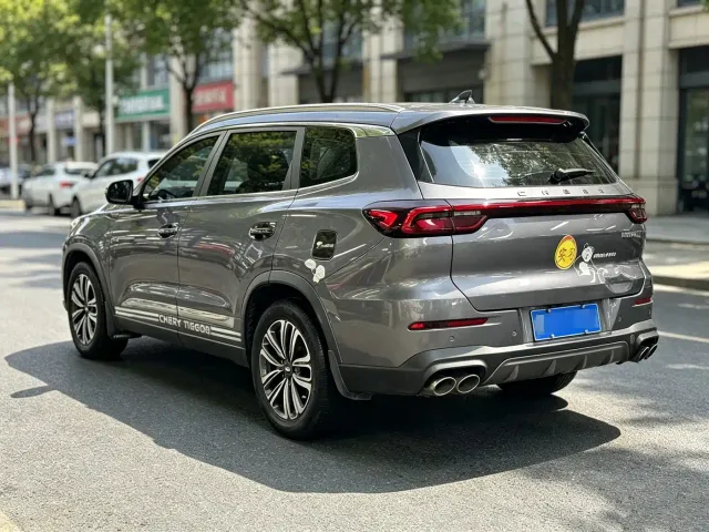 Chery Tiggo 8 — Фото автомобиля 6