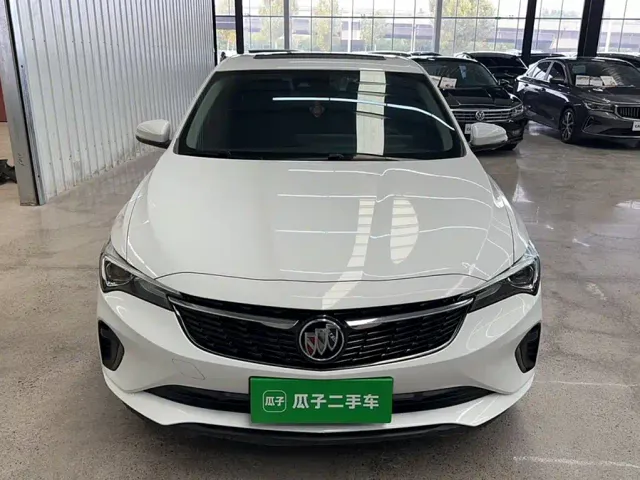 Buick Verano — Фото автомобиля 6