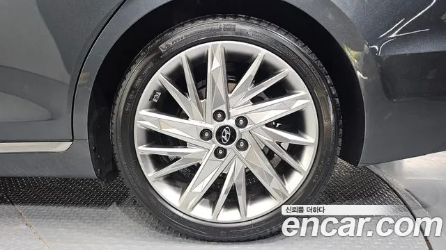 Hyundai Grandeur Новый Grandeur IG — Фото автомобиля 21