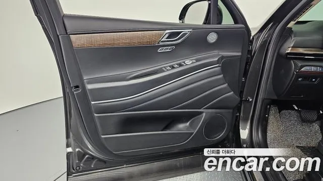Genesis GV80 — Фото автомобиля 13