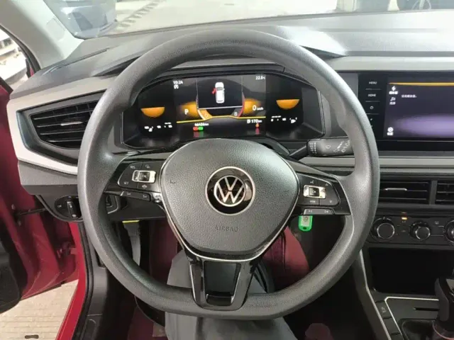 Volkswagen Polo — Фото автомобиля 10