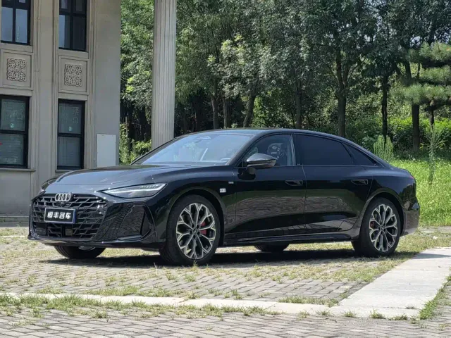 Фотография автомобиля — Audi A6L