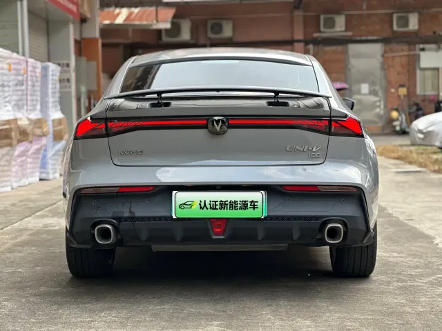 Changan UNI-V — Фото автомобиля 6