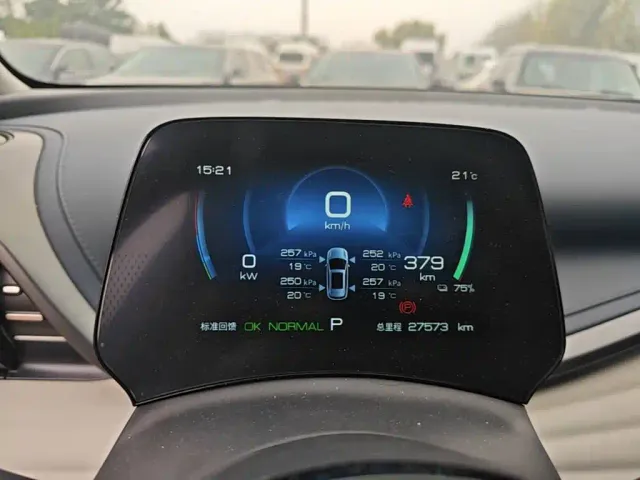 BYD Yuan PLUS — Фото автомобиля 11