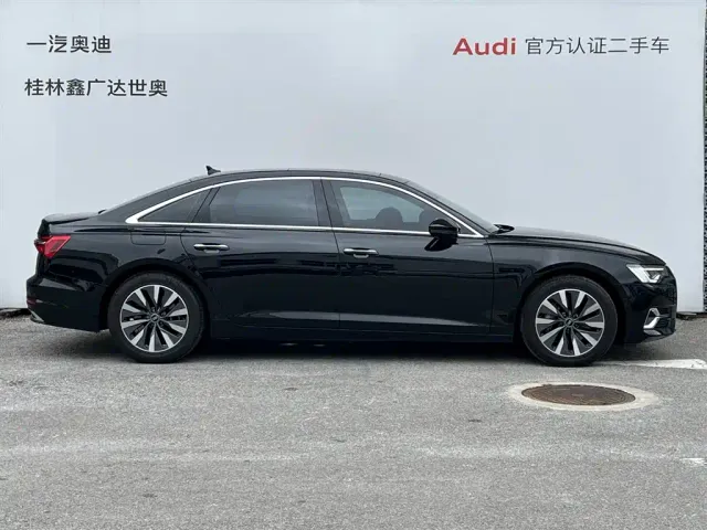 Audi A6L — Фото автомобиля 3