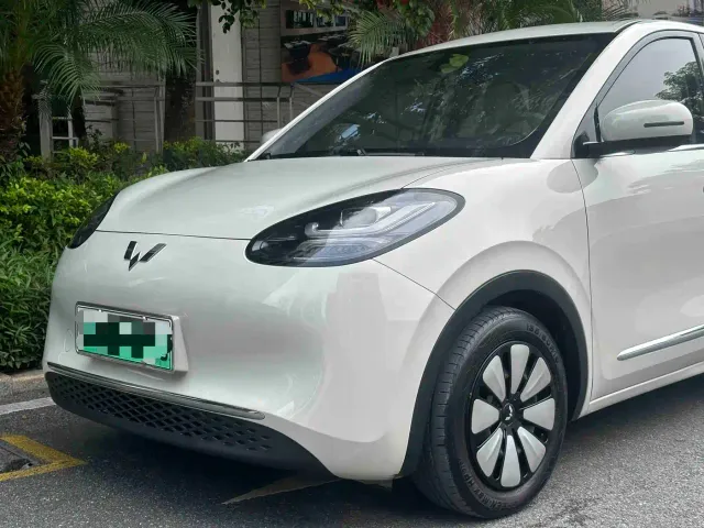 Wuling Bingo — Фото автомобиля 16