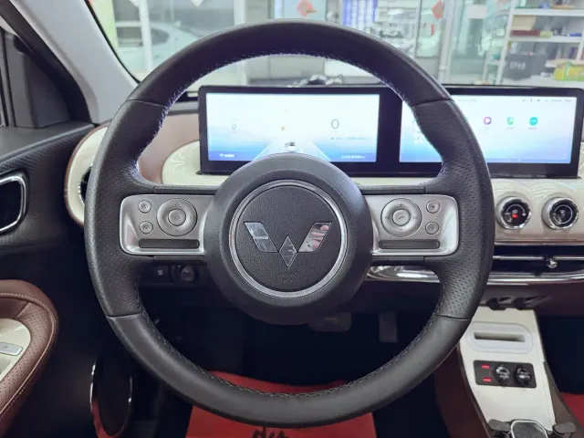 Wuling Bingo — Фото автомобиля 12