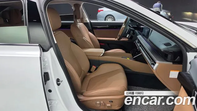 Hyundai Grandeur GN7 — Фото автомобиля 10