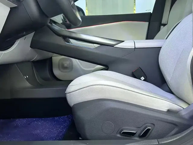 Arcfox Alpha S5 — Фото автомобиля 6