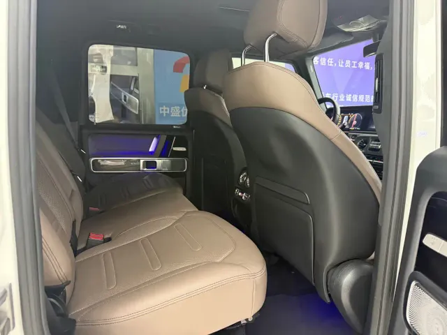 Mercedes-Benz G-Class — Фото автомобиля 18
