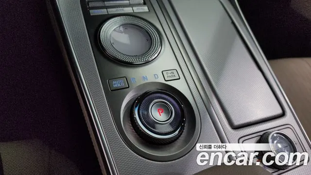 Genesis GV80 2.5T Бензин AWD — Фото автомобиля 6
