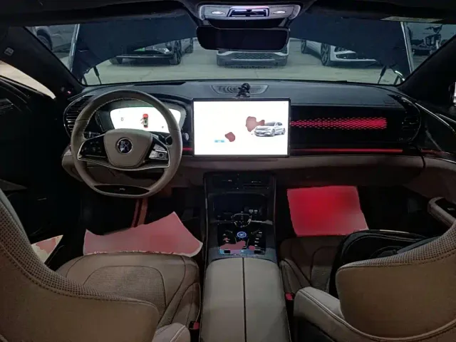 BYD Han — Фото автомобиля 9