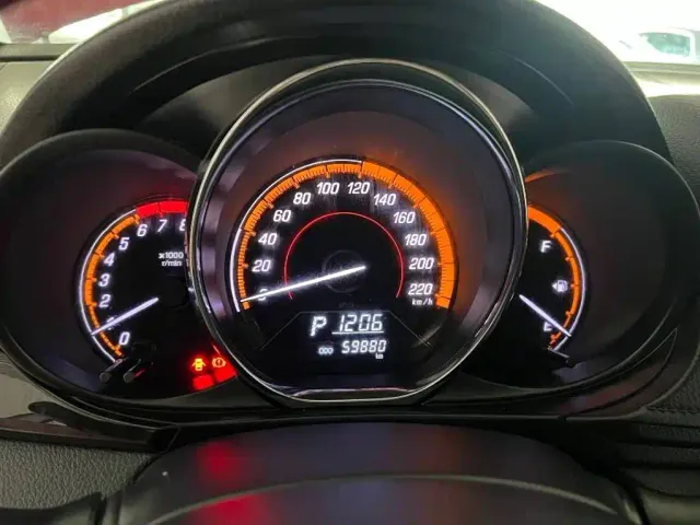 Toyota YARiS L Zhi Xuan — Фото автомобиля 14