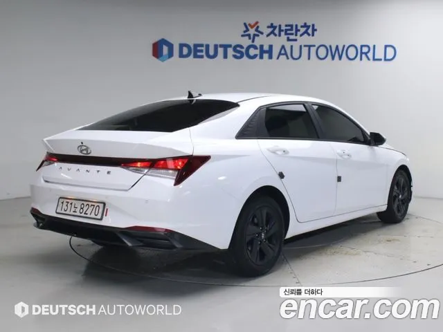 Hyundai Avante CN7 — Фото автомобиля 5