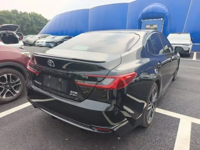 Toyota Camry — Фото автомобиля 6
