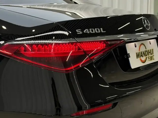 Mercedes-Benz S-Class — Фото автомобиля 19