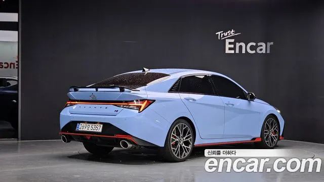Hyundai AVANTE — Фото автомобиля 2