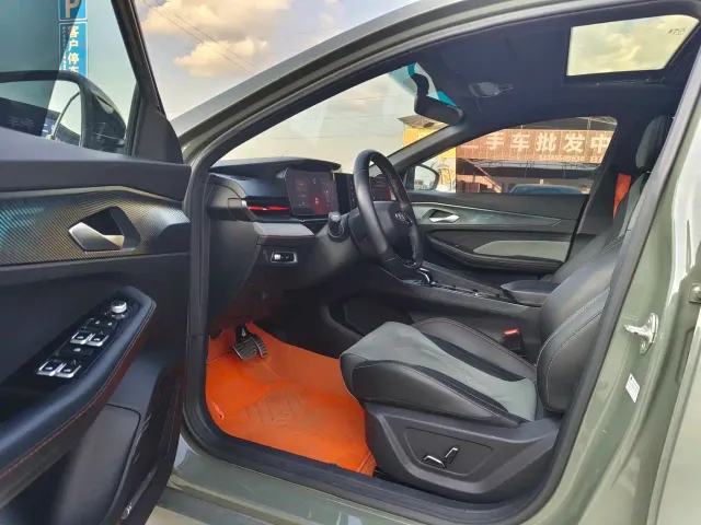 Geely Binrui — Фото автомобиля 7
