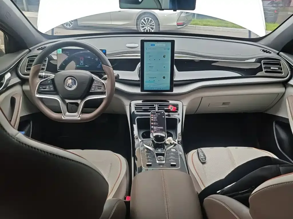 BYD Qin PLUS 2024 Glory Edition EV 510KM Leading — Фото автомобиля 9