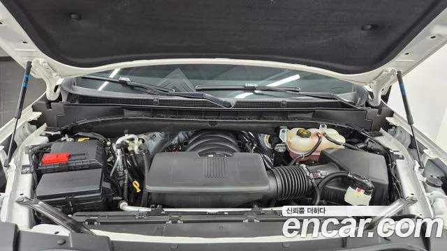 Cadillac Escalade Escalade 5 поколение — Фото автомобиля 6