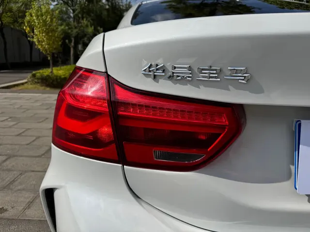 BMW 1 Series — Фото автомобиля 8