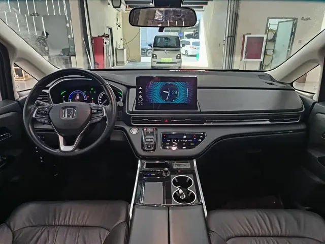 Honda Elysion — Фото автомобиля 7