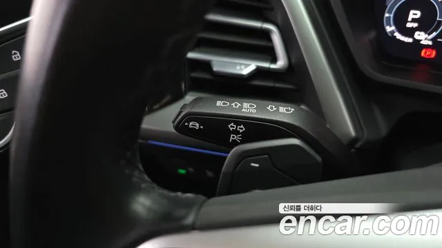 Audi Q4 e-tron — Фото автомобиля 23