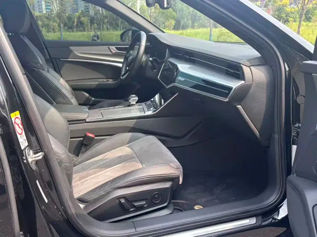 Audi A6L — Фото автомобиля 3