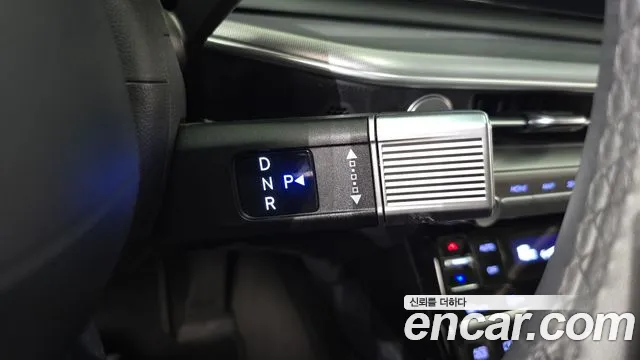 Hyundai Grandeur Grandeur (GN7) 2.5 Бензин 2WD — Фото автомобиля 9