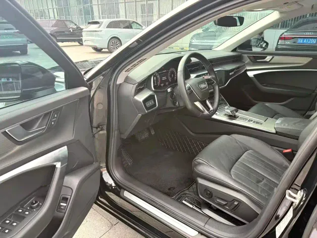 Audi A6L — Фото автомобиля 3