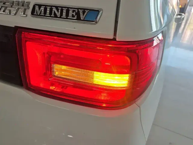 Wuling Hongguang Mini EV — Фото автомобиля 23