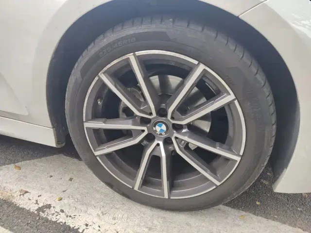 BMW 3 Series — Фото автомобиля 24