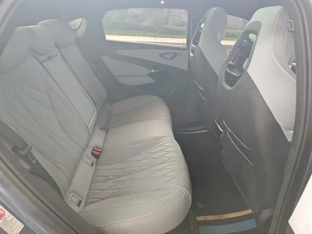 BYD Seal — Фото автомобиля 23