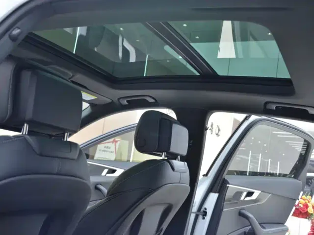 Audi Audi A4L 2024 40 TFSI Luxury Dynamic — Фото автомобиля 14