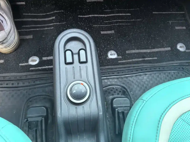 Wuling Hongguang Mini EV — Фото автомобиля 11