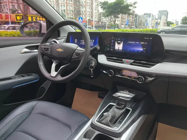 Chevrolet Monza — Фото автомобиля 17