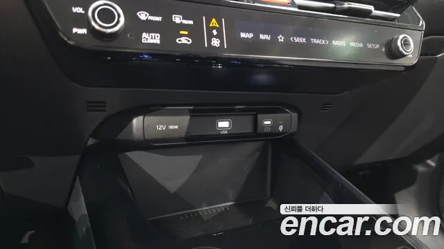 Kia Niro All Niro EV Air — Фото автомобиля 25