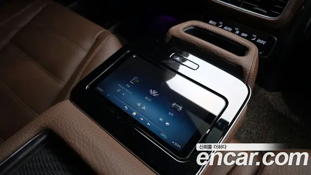 Mercedes-Benz GLS-Class — Фото автомобиля 15